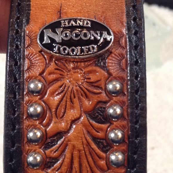 Nocona hand tooled leather belt - Picture 4 of 7